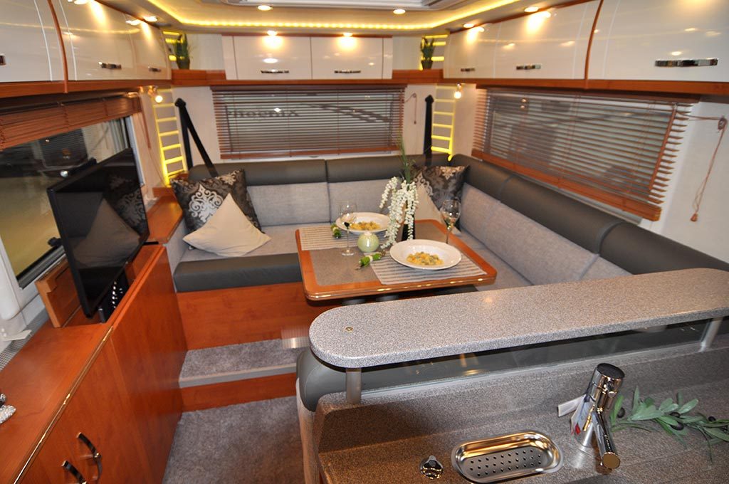 Phoenix TopX Alkoven 8800BMQRSLX 4