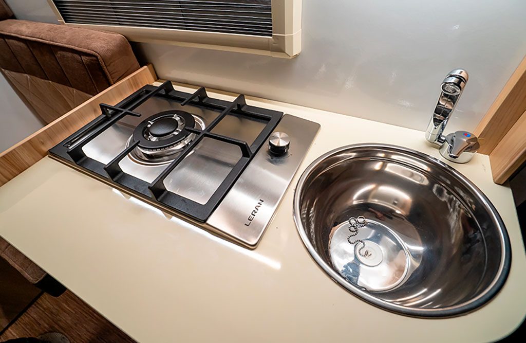 camper LADA GRANTA8